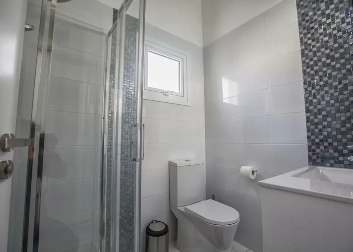 Konnos Hight Villa *