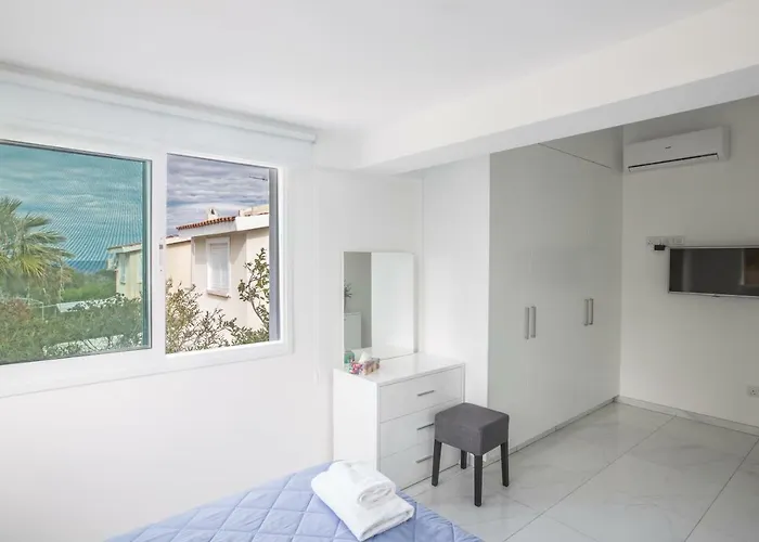 Villa Konnos Hight *