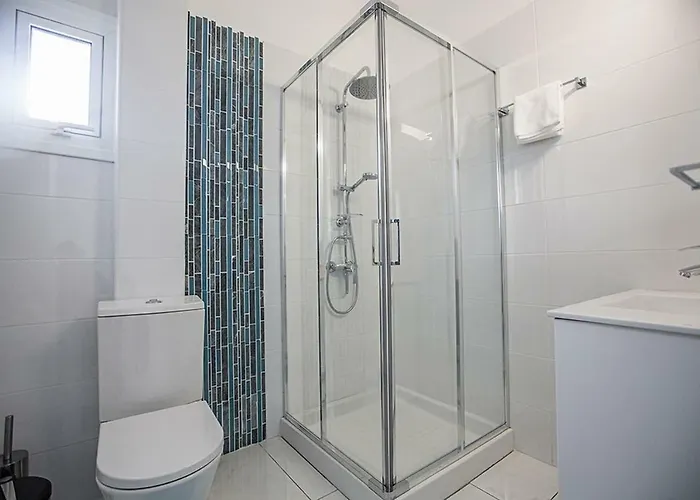 Konnos Hight Villa *