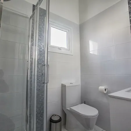 Konnos Hight Villa *