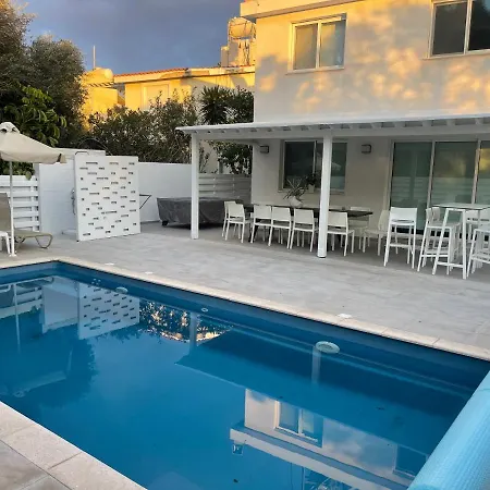 Konnos Hight Villa Protaras