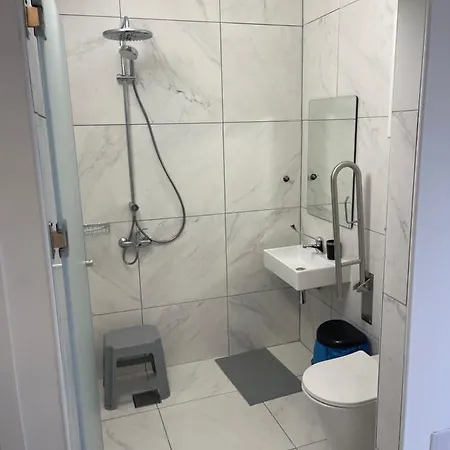 Konnos Hight بروتاراس