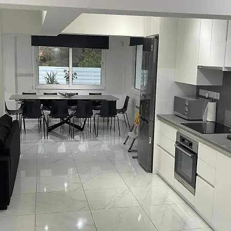 ヴィラ Konnos Hight プロタラス