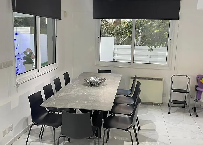 Konnos Hight * Protaras