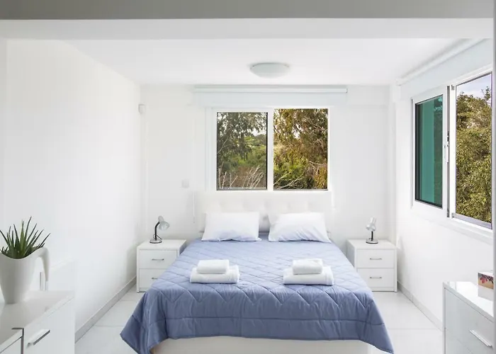 Konnos Hight Willa Protaras